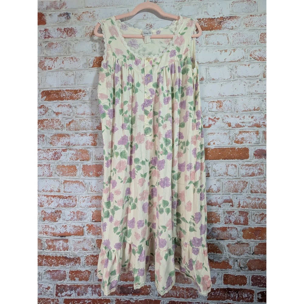 Vanity Fair Floral Nightgown Womens L Cream Purple Vintage Lace Trim Sleepwear